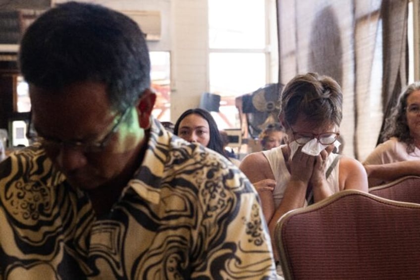 comfort communion and coffee burned out hawaii church gathers in cafe