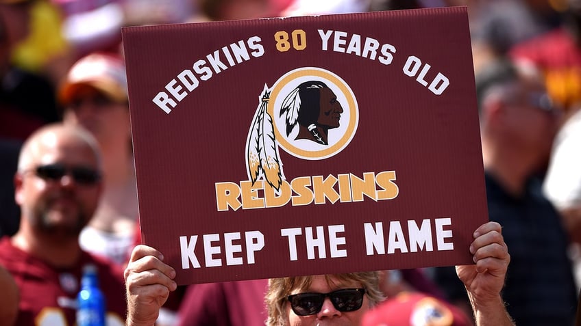 Redskins sign