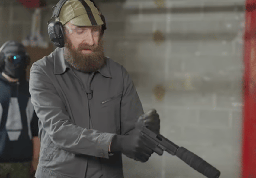 completely insane wired posts diy video for mangiones ghost gun