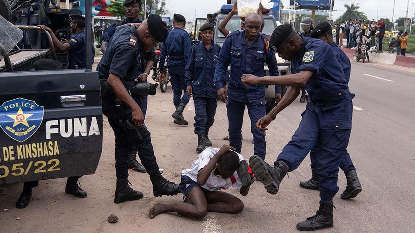 Security forces assault supporter of Martin Fayulu