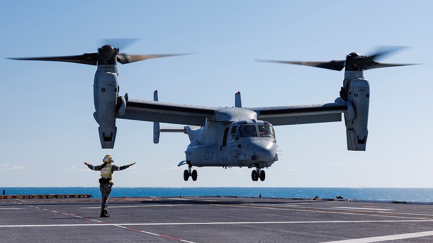 An Osprey landing