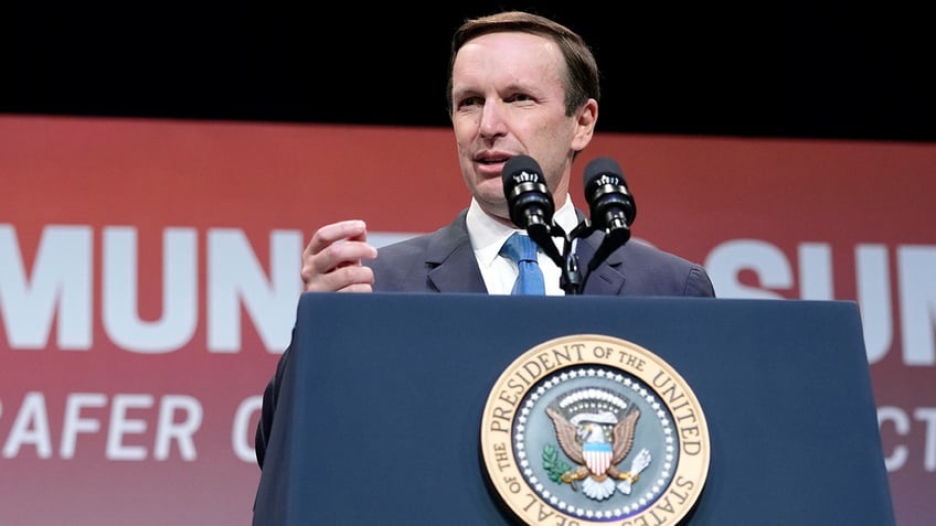 connecticut democratic sen chris murphy tests positive for coronavirus