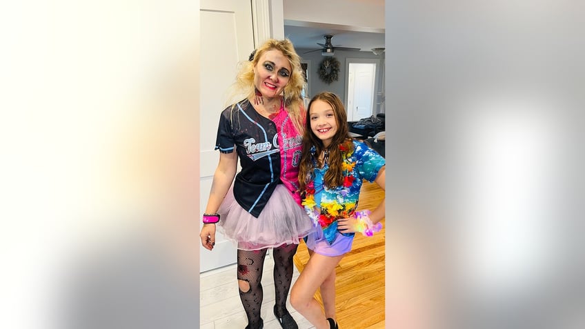 connecticut moms prowl neighborhood as zombies to raise money for breast cancer research