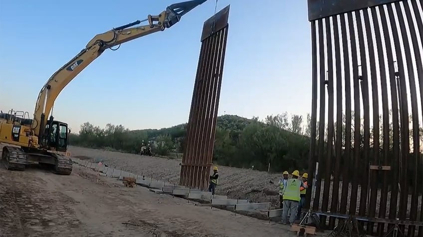 Border wall Del Rio Texas