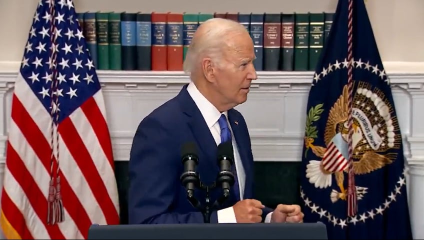 conservatives mock biden wandering away from question on chinese hackers has no idea whats going on