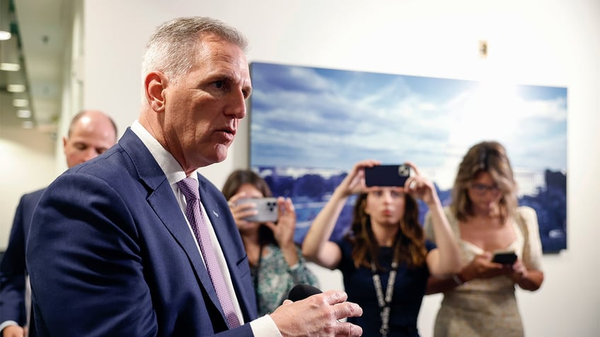 conservatives praise mccarthy for grilling reporter until she admits gop has evidence of biden wrongdoing