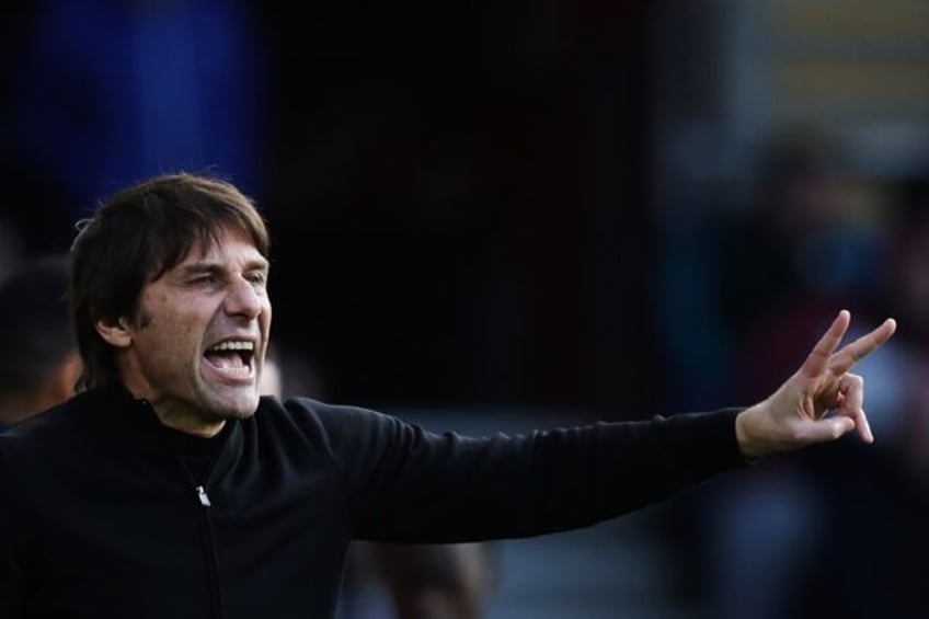 Furious - Tottenham manager Antonio Conte took aim at his players following a 3-3 draw awa