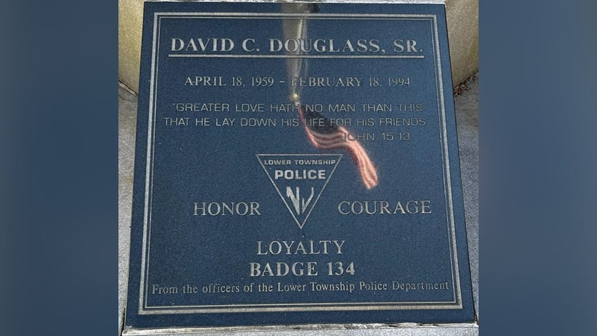 Plaque commemorating fallen New Jersey officer