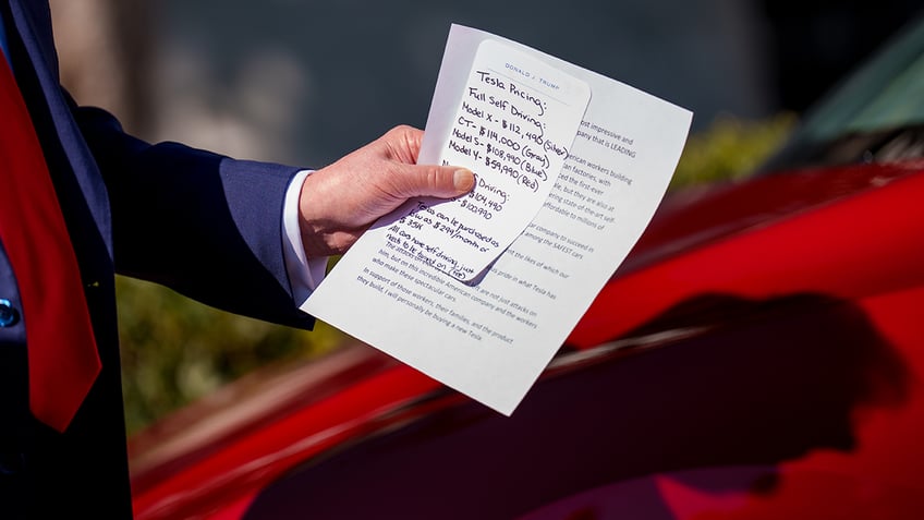 Trump's notes on Tesla