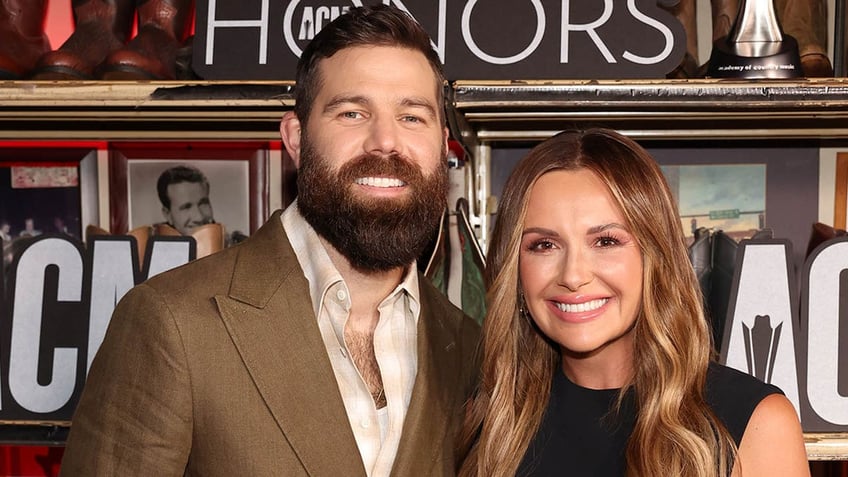 jordan davis and carly pearce at acm honors