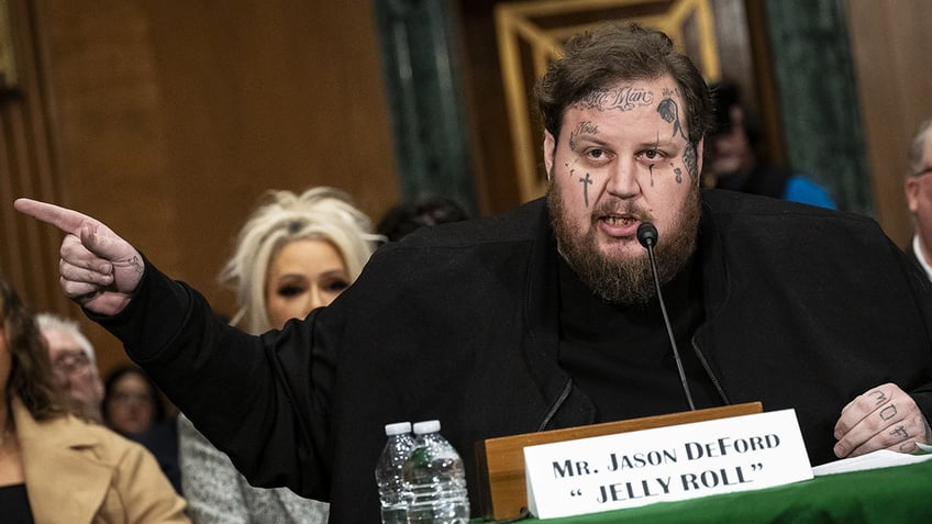 Jelly Roll testifying in front of Congress
