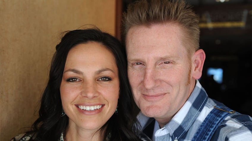 Rory Feek and then wife Joey in 2010