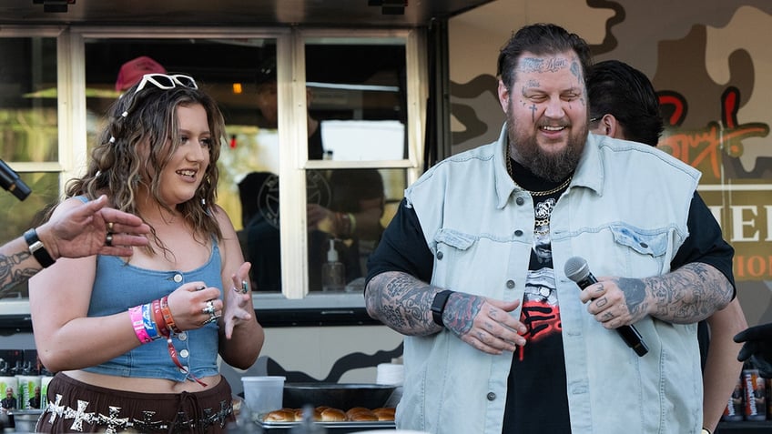 Jelly Roll and his daughter Bailee at Stagecoach