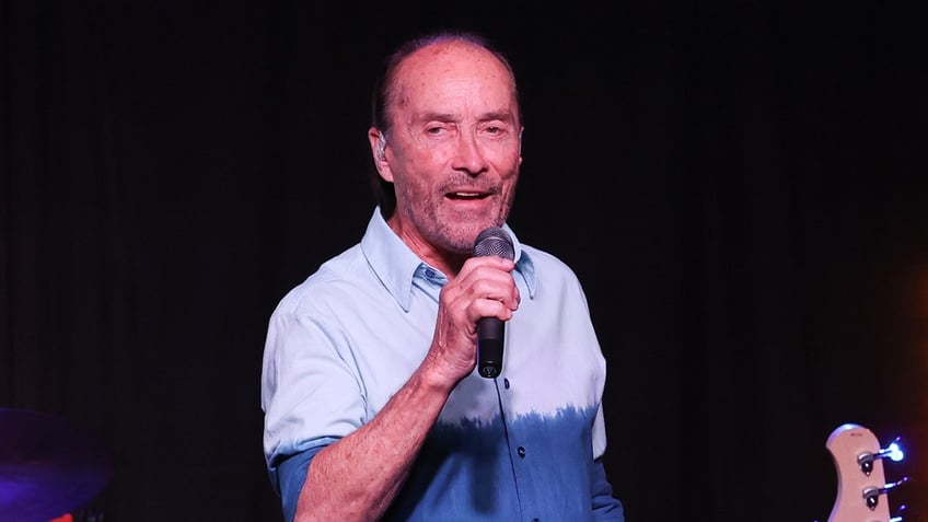 country star lee greenwood doubts ai will take over human input