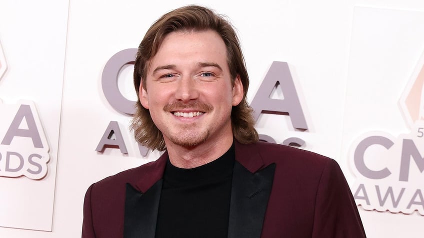 country star morgan wallen looking for love friend reveals his type