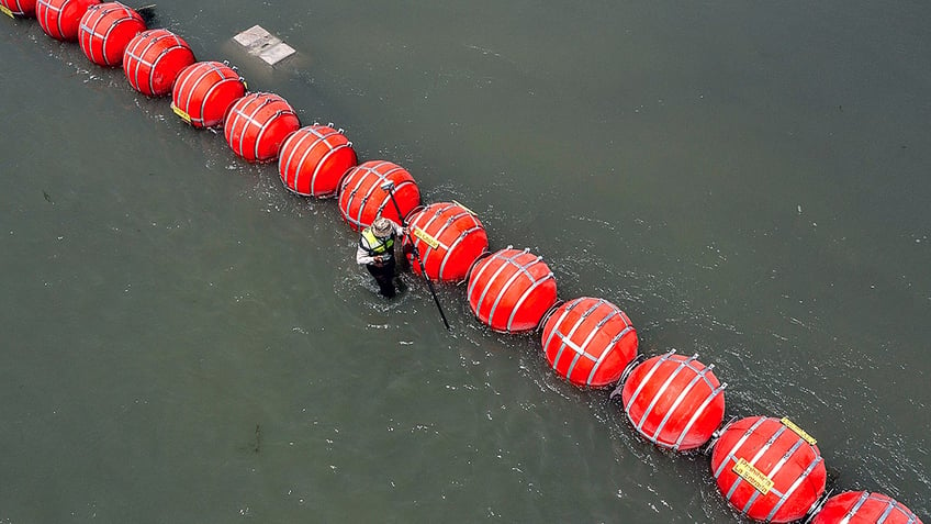 court lets texas keep floating border buoys in rio grande for now