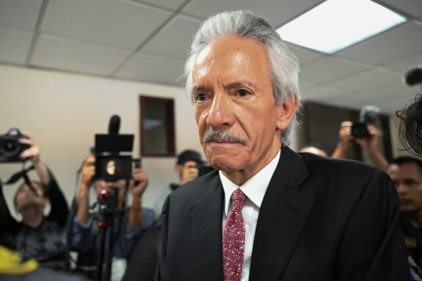 court overturns sentence for guatemala newspaper founder