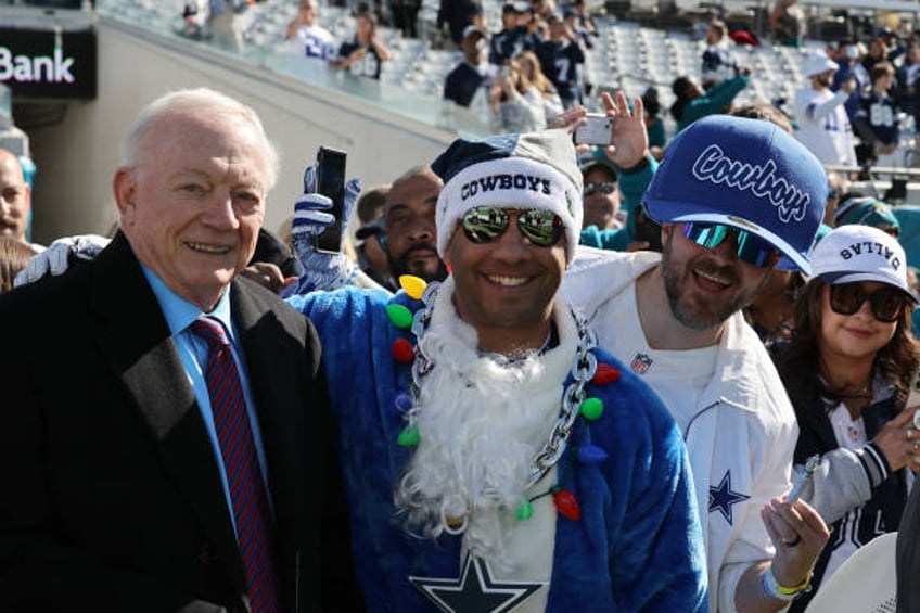 cowboys launch ai powered jerry jones hologram to answer fan questions at att stadium