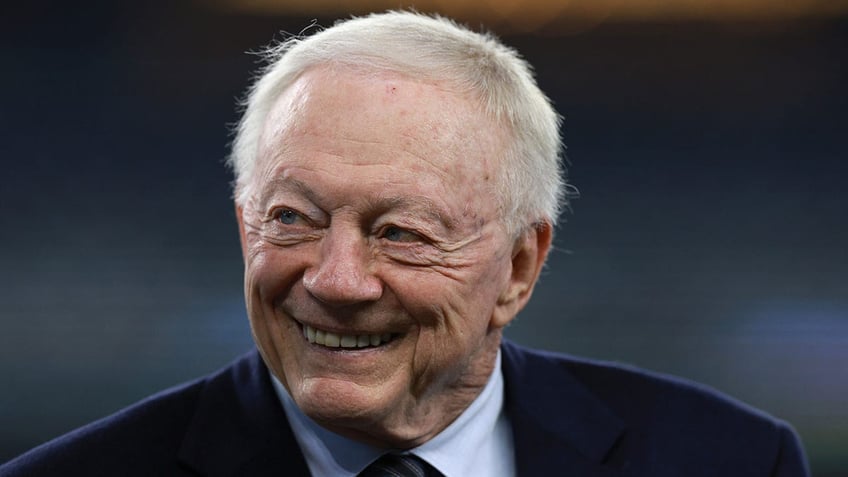 cowboys owner jerry jones admits executing trey lance trade with 49ers alone i got it done