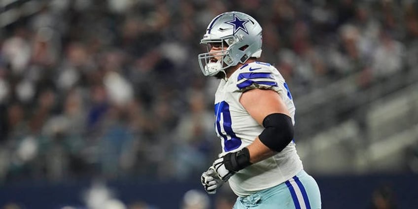 cowboys owner jerry jones reveals position in zack martin contract holdout we need the money to pay parsons