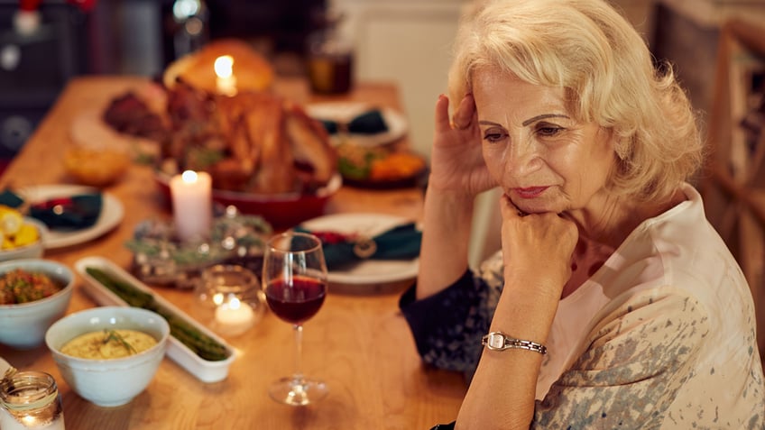 cringeworthy things your family doesnt want to talk about this thanksgiving