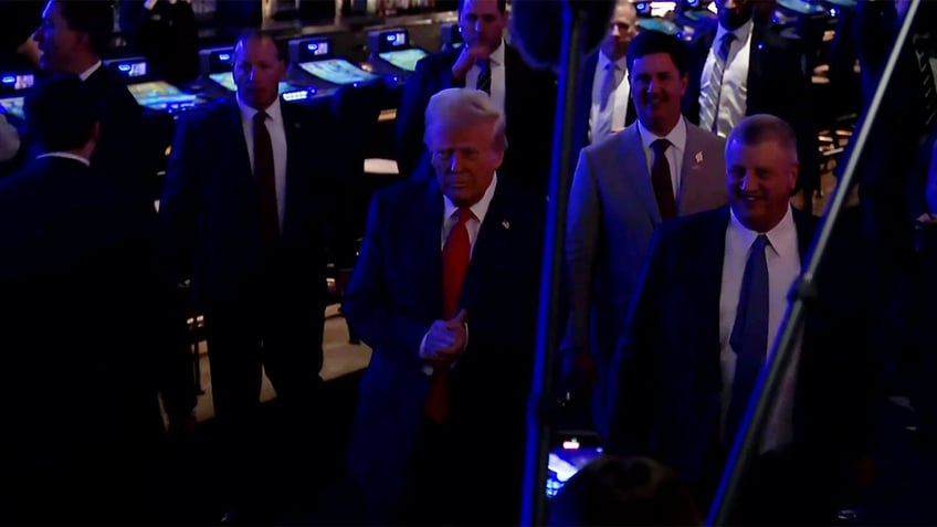 Las Vegas gamblers shocked by President Trump visit to casino floor