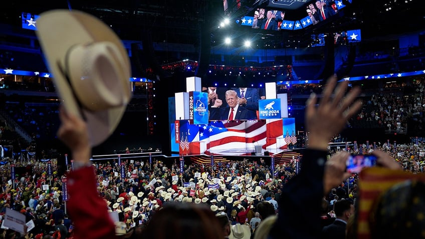 wide shot of Trump speaking at RNC 