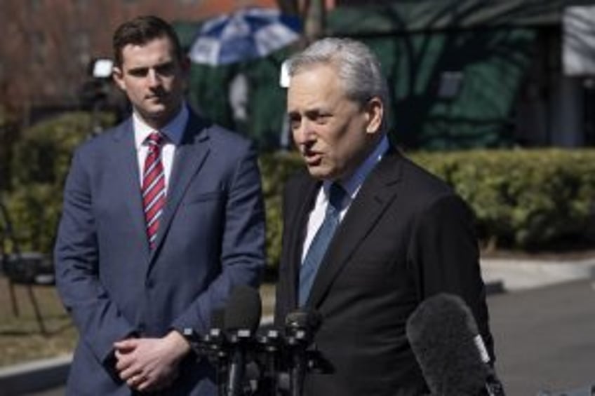 Cryptocurrency industry leaders gather at White House