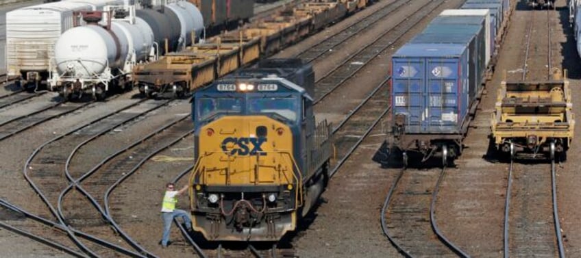 csx boss wants railroad to keep improving service as profit falls 24