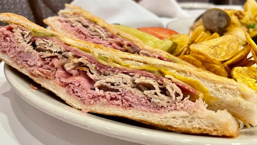 Cuban sandwich