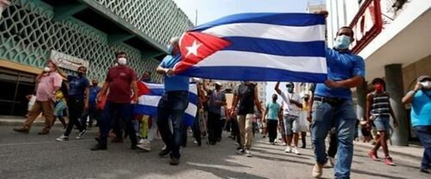 cubans prepare for 500 fuel price hike amid economic crisis