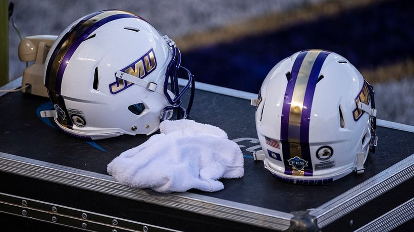 curt cignetti leaving james madison football program to take head coaching job at indiana report