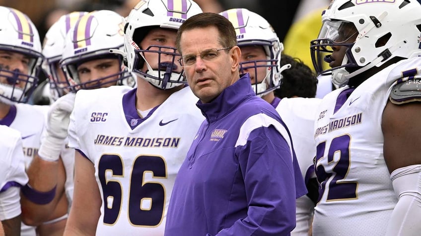 curt cignetti leaving james madison football program to take head coaching job at indiana report