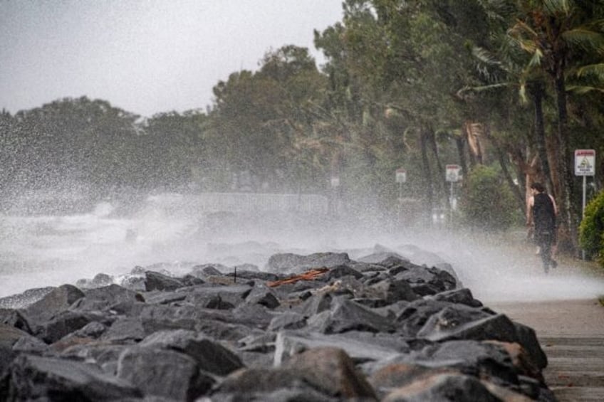 Cyclone Jasper hits Australia