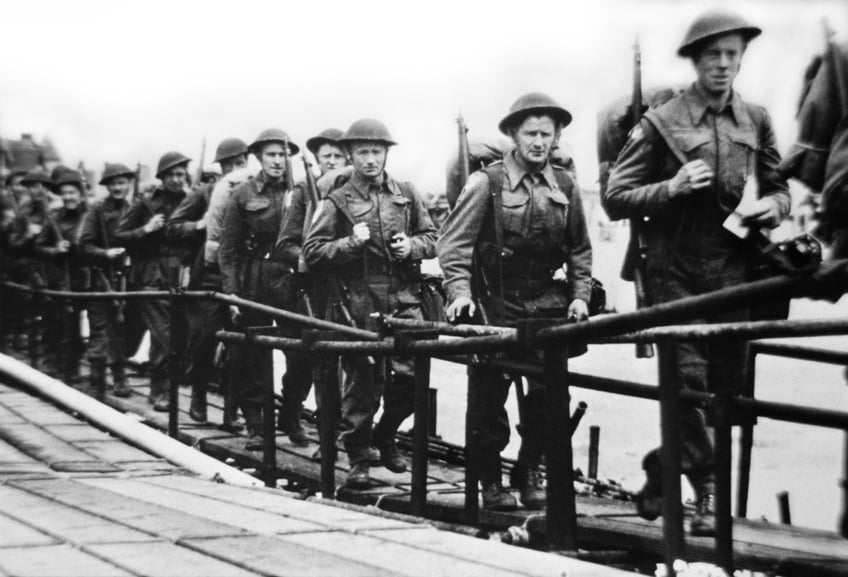 d day in photos the free men of the world are marching together to victory