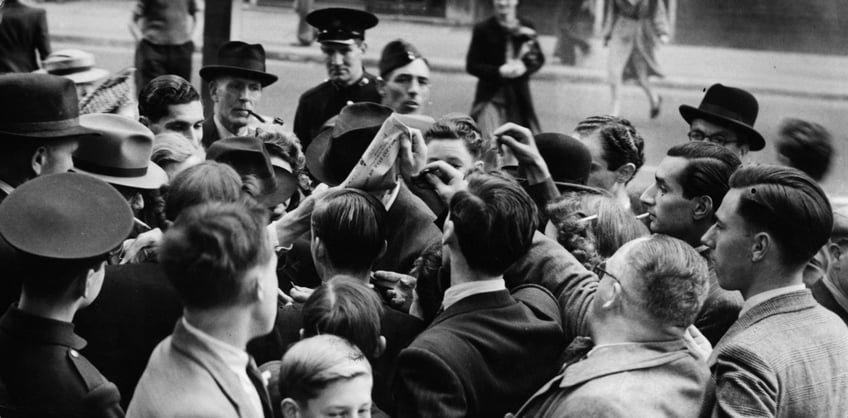 d day in photos the free men of the world are marching together to victory