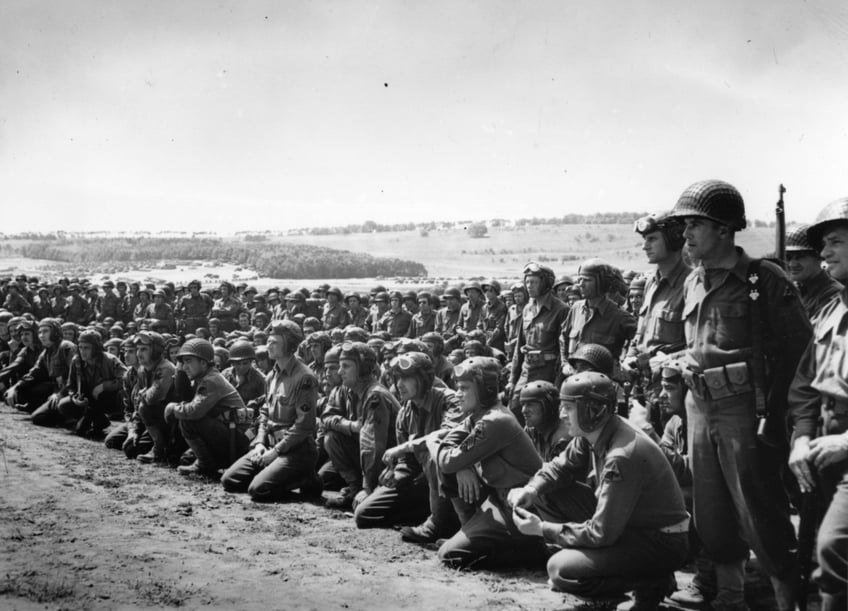 d day in photos the free men of the world are marching together to victory