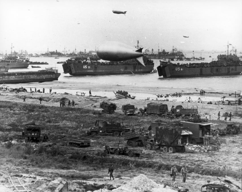 d day in photos the free men of the world are marching together to victory