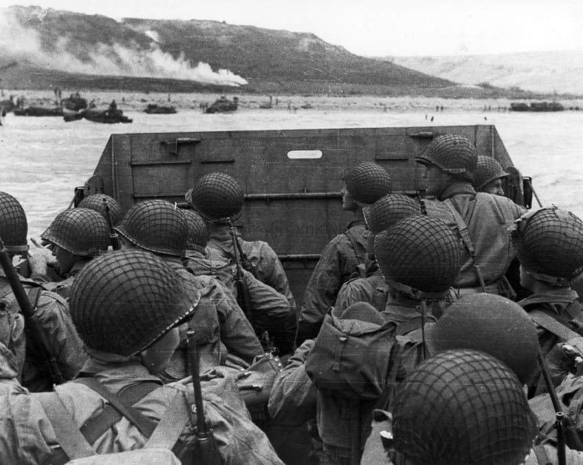 d day in photos the free men of the world are marching together to victory