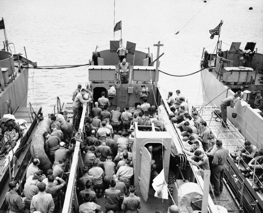 d day in photos the free men of the world are marching together to victory