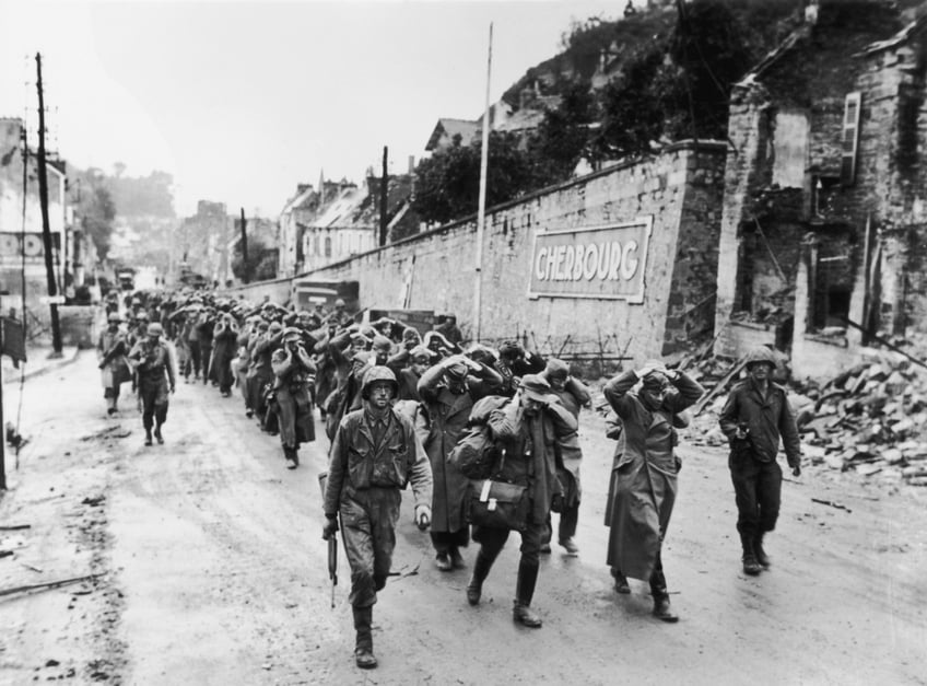 d day in photos the free men of the world are marching together to victory