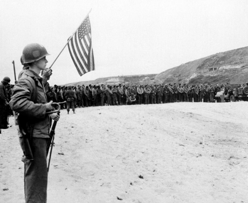 d day in photos the free men of the world are marching together to victory