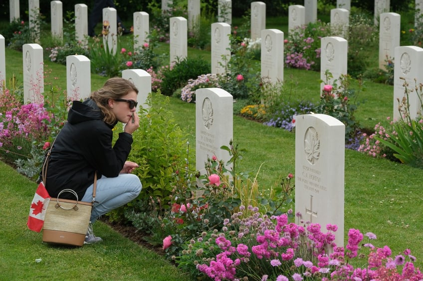 d day in photos the free men of the world are marching together to victory