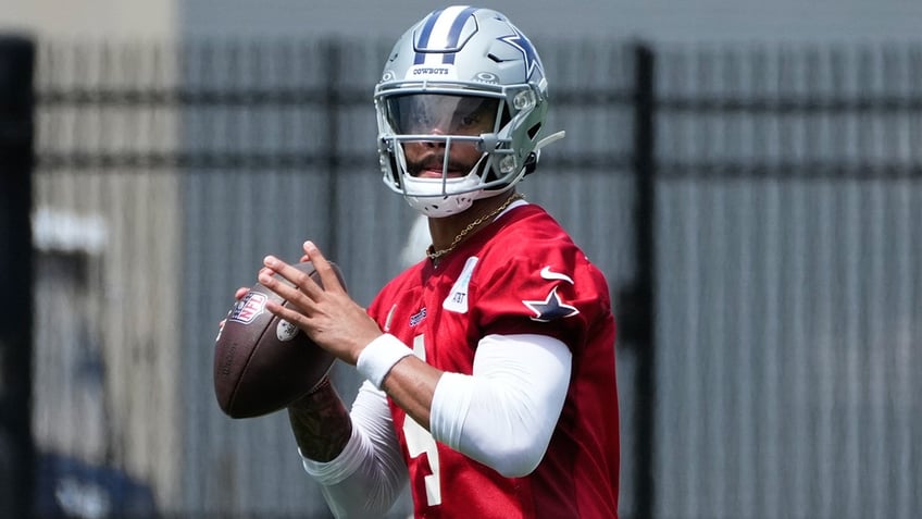 Dak Prescott in camp