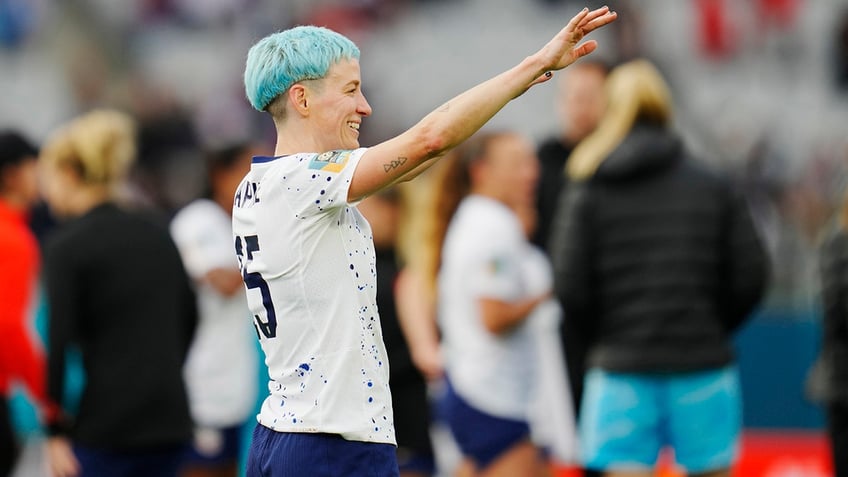 Megan Rapinoe vs Vietnam