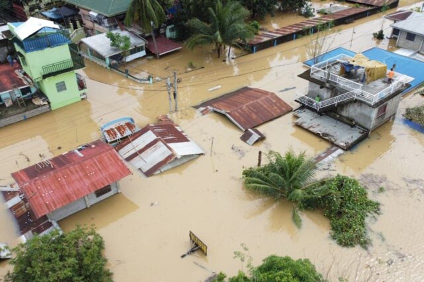 Many countries were hit by record-breaking floods, cyclones and other climate-related disa