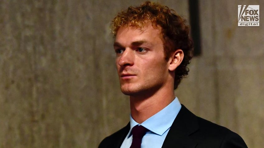 Daniel Penny walks in the hallway of Manhattan Supreme Court