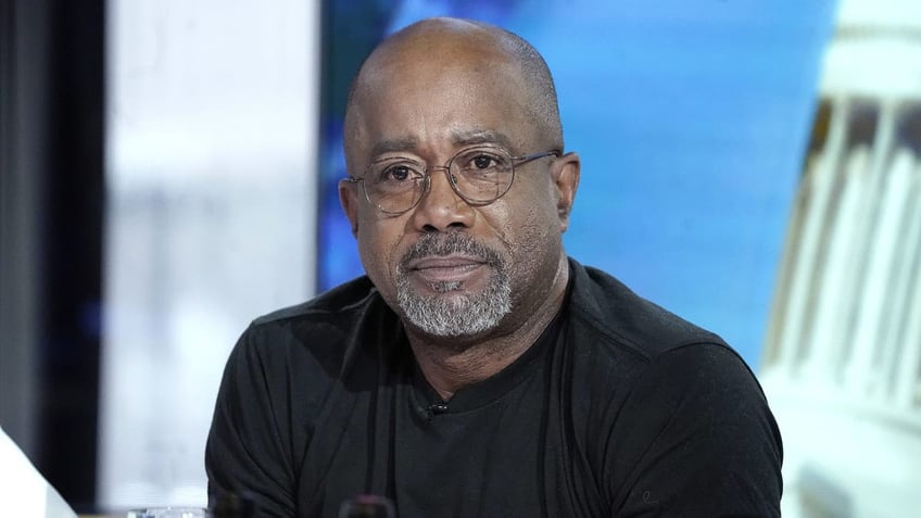 Darius Rucker wearing glasses