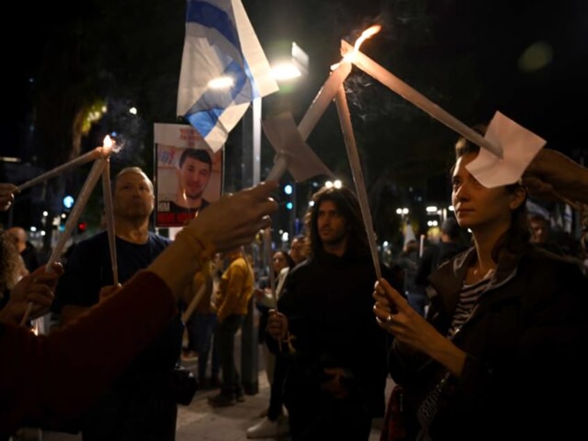 Darkness Israel mourning (Alexi J. Rosenfeld / Getty)