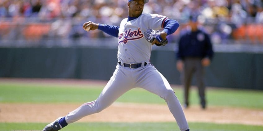 darryl strawberry doc gooden to have numbers retired by mets next season